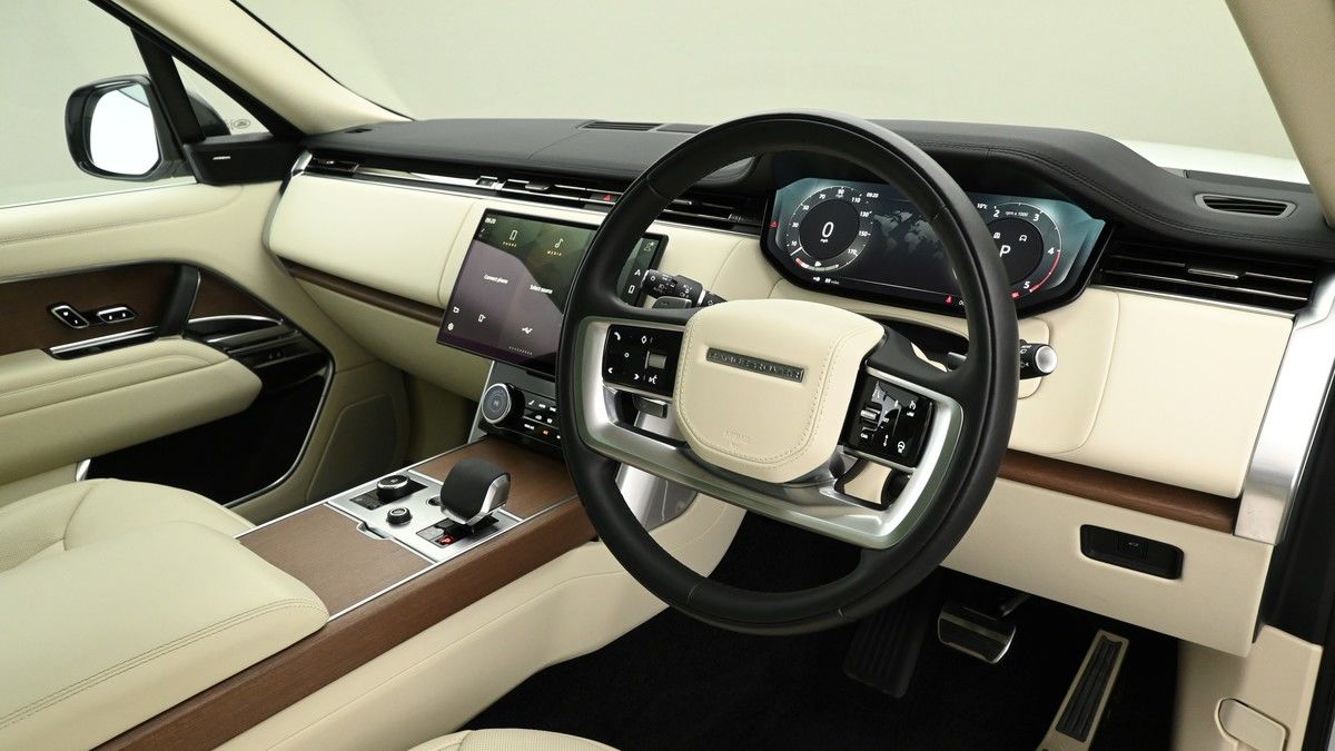 Land Rover Range Rover Image 3