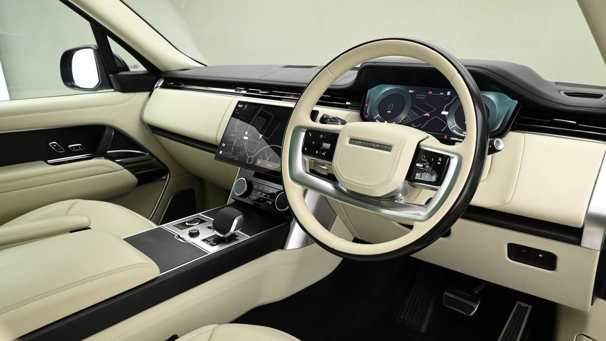 Land Rover Range Rover Image 6