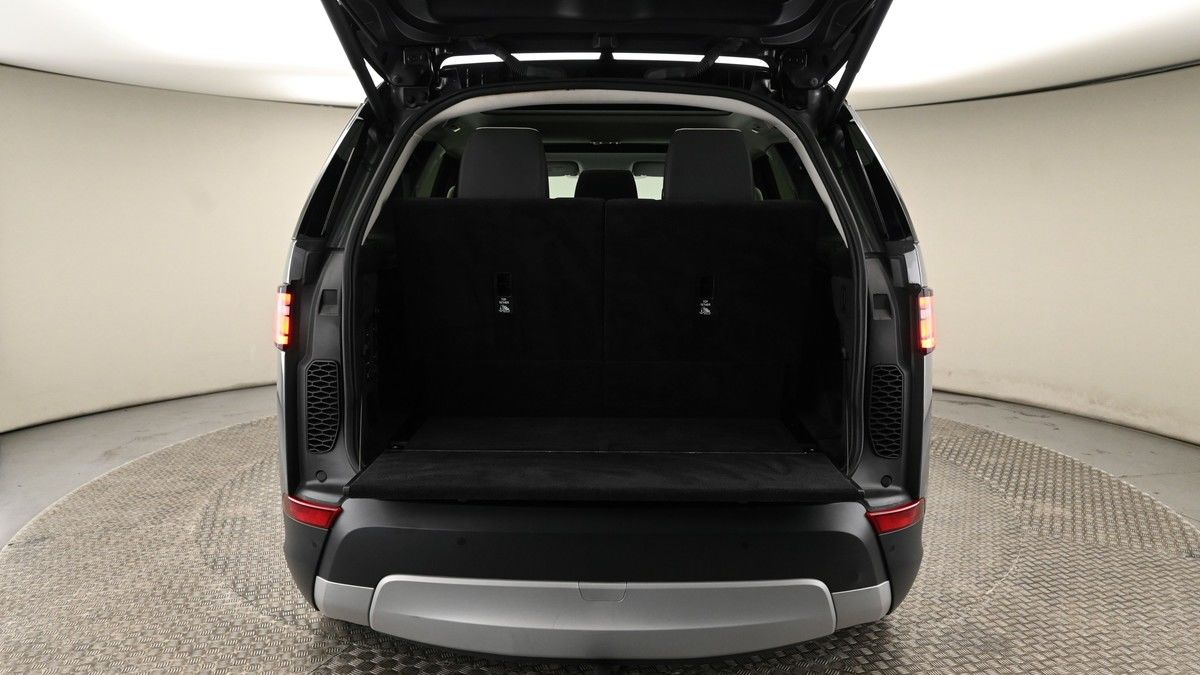 Land Rover Discovery Image 10