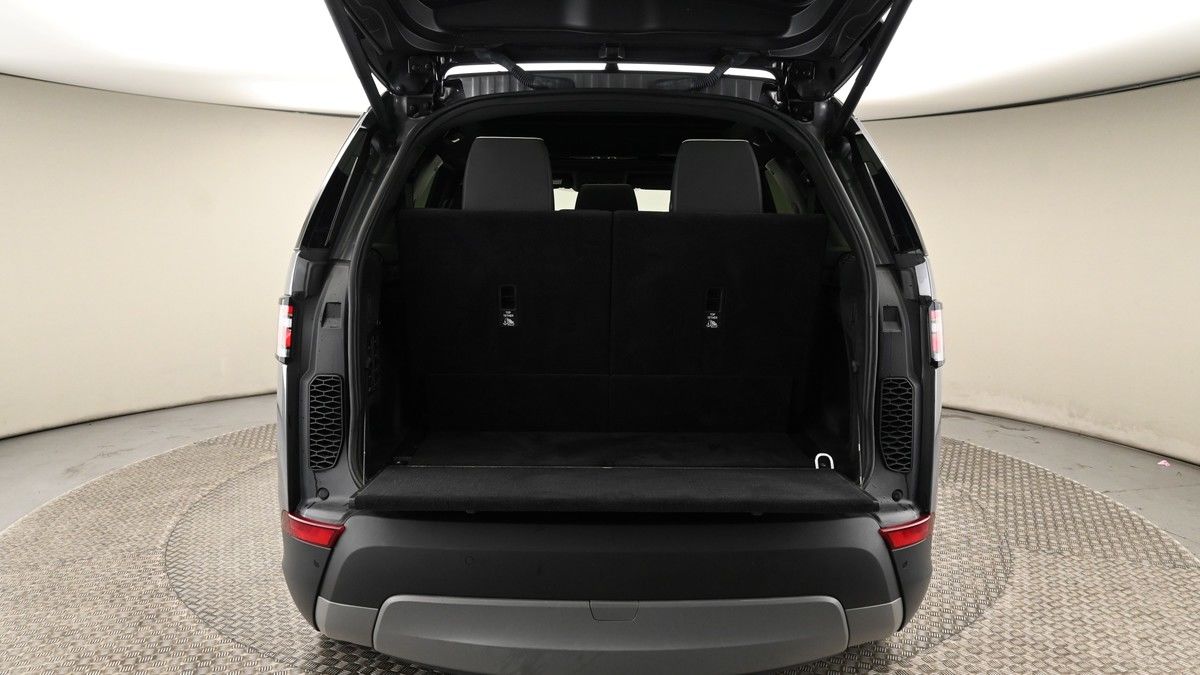 Land Rover Discovery Image 10