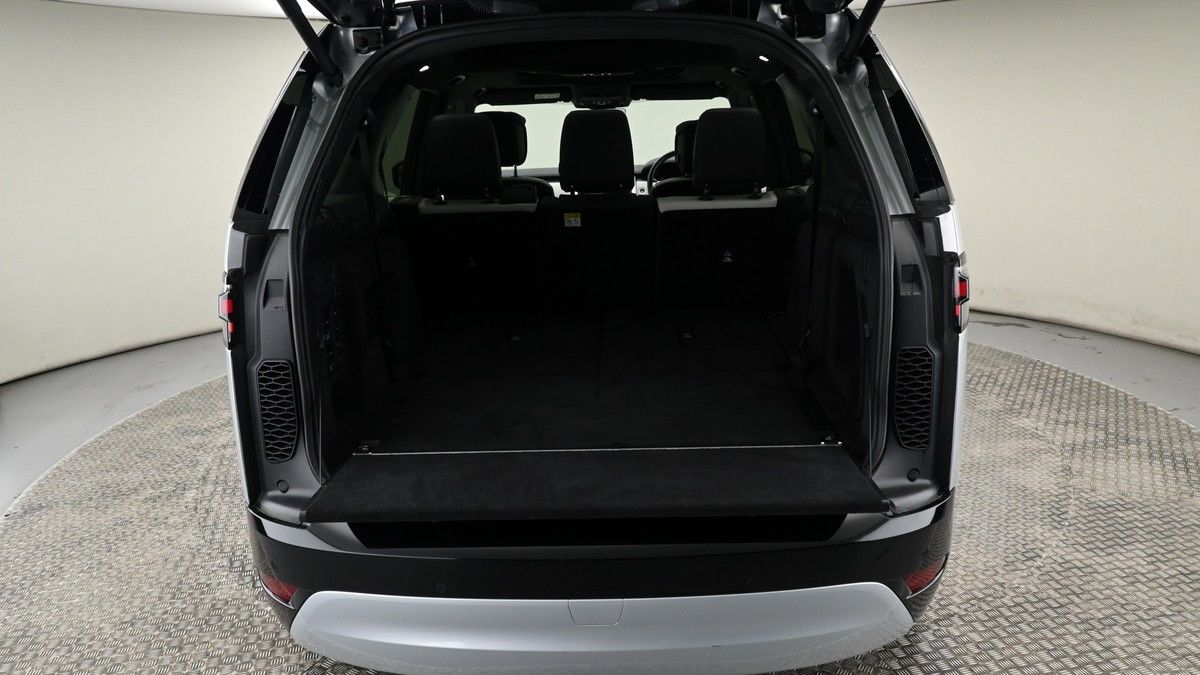 Land Rover Discovery Image 10