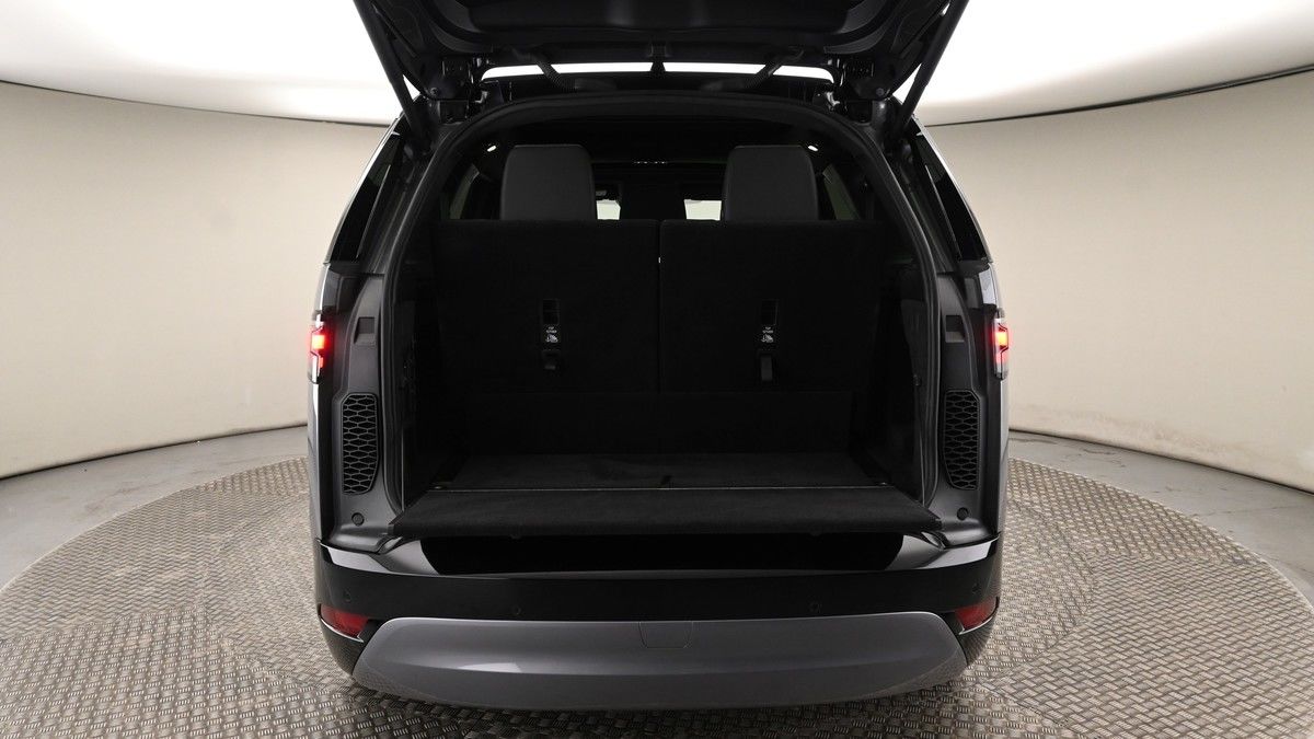 Land Rover Discovery Image 10