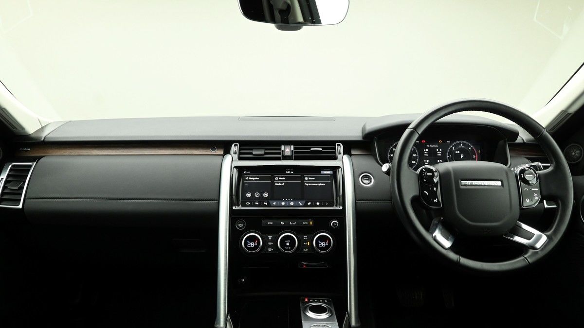 Land Rover Discovery Image 14