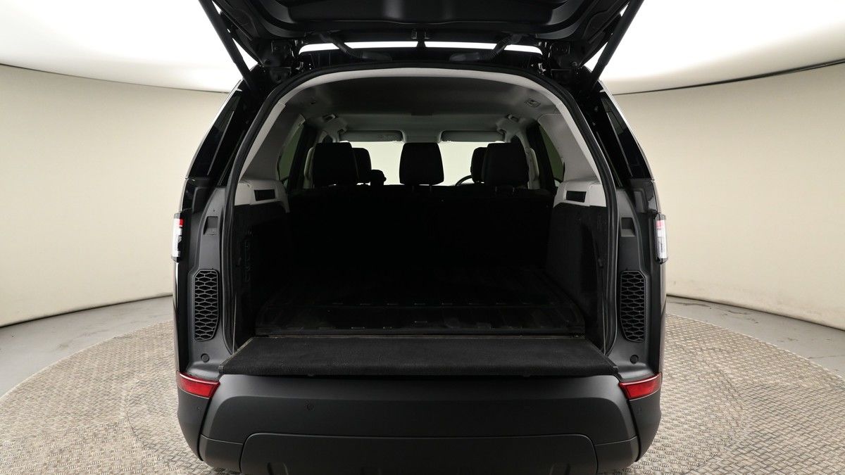 Land Rover Discovery Image 10