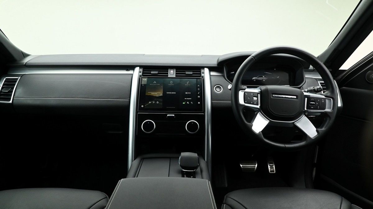 Land Rover Discovery Image 14