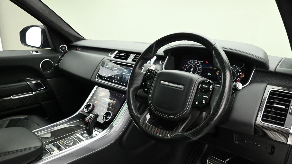 Land Rover Range Rover Sport Image 3