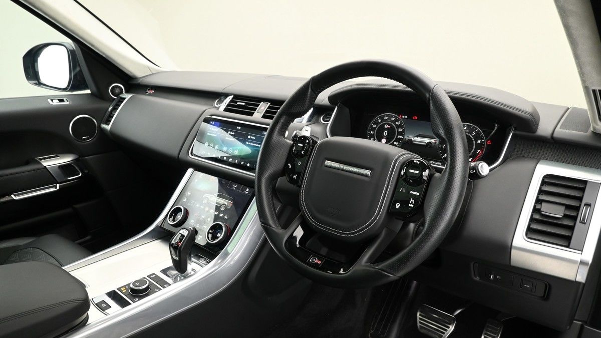 Land Rover Range Rover Sport Image 3