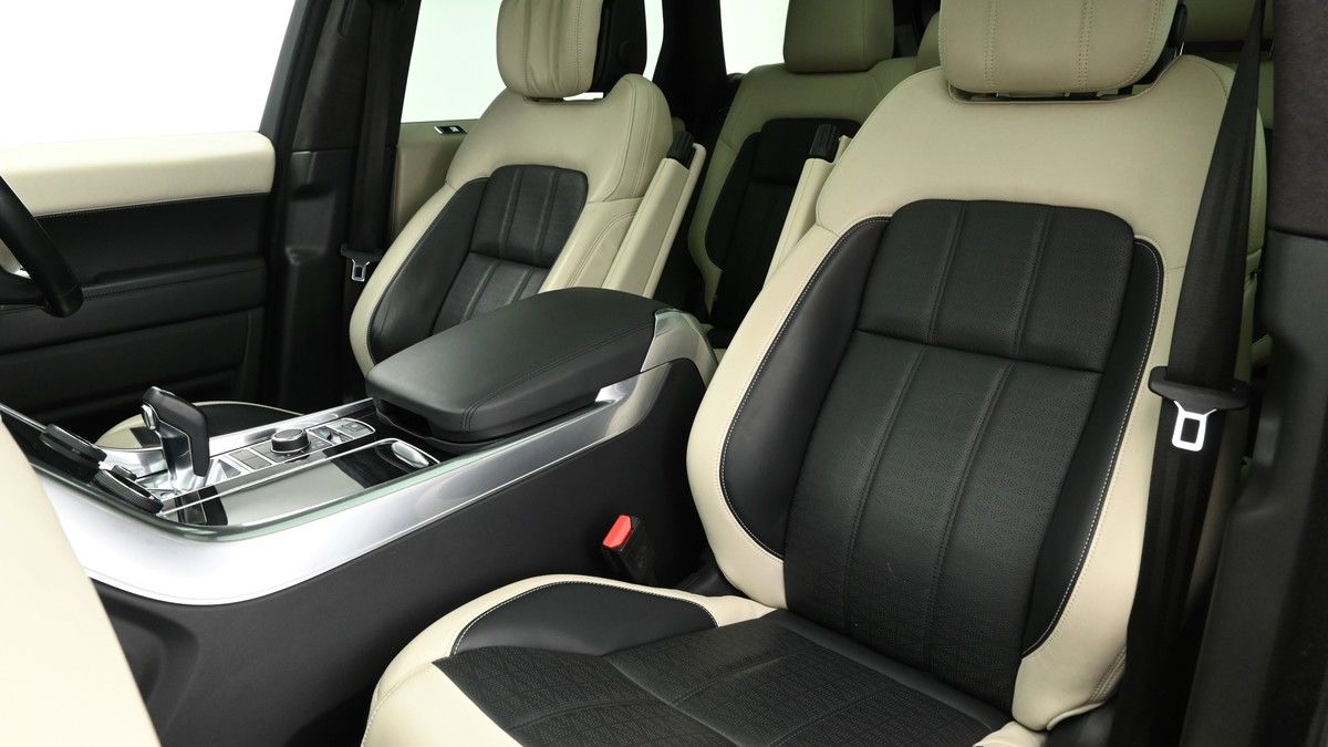 Land Rover Range Rover Sport Image 7