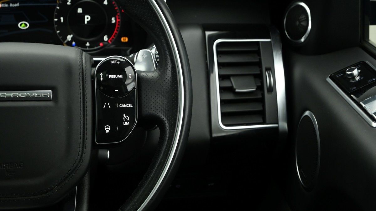 Land Rover Range Rover Sport Image 16