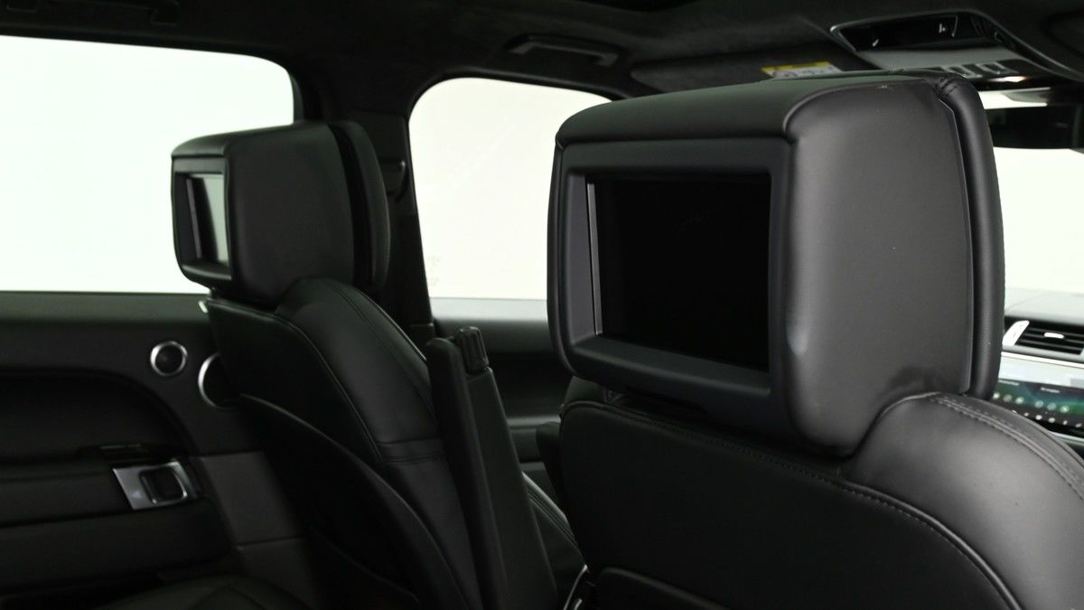 Land Rover Range Rover Sport Image 3