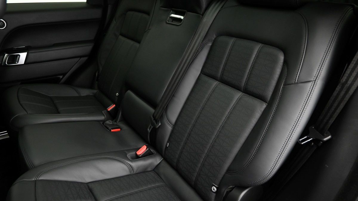 Land Rover Range Rover Sport Image 6