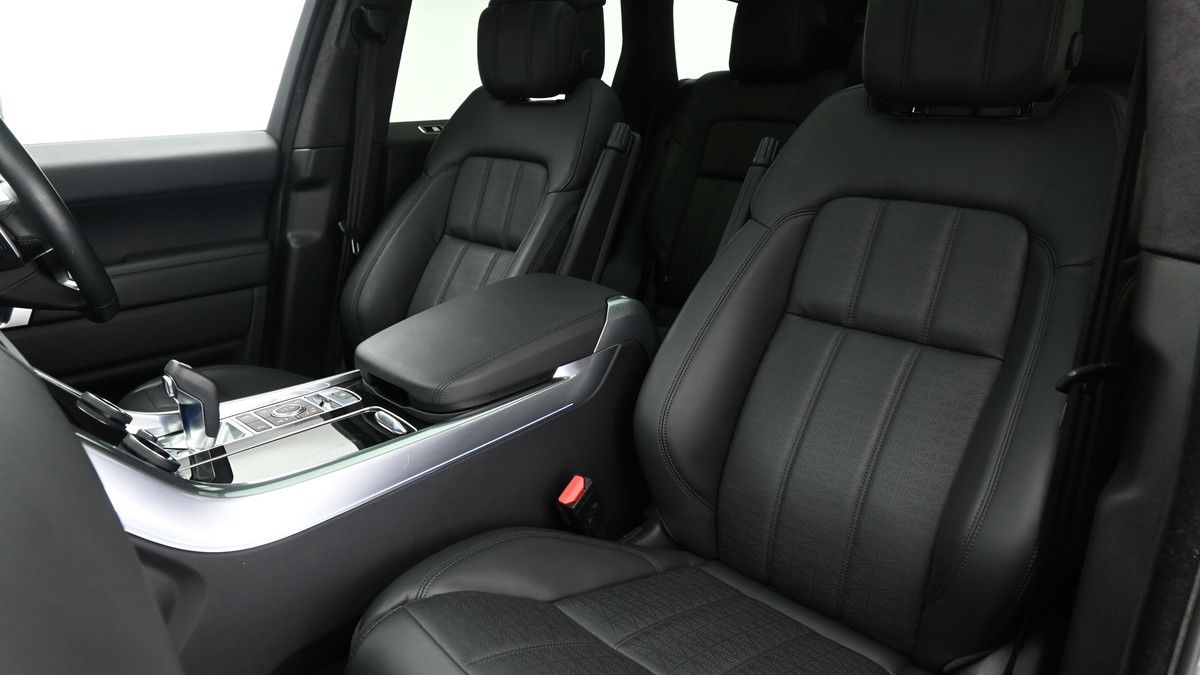 Land Rover Range Rover Sport Image 4