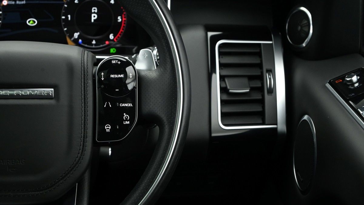 Land Rover Range Rover Sport Image 16