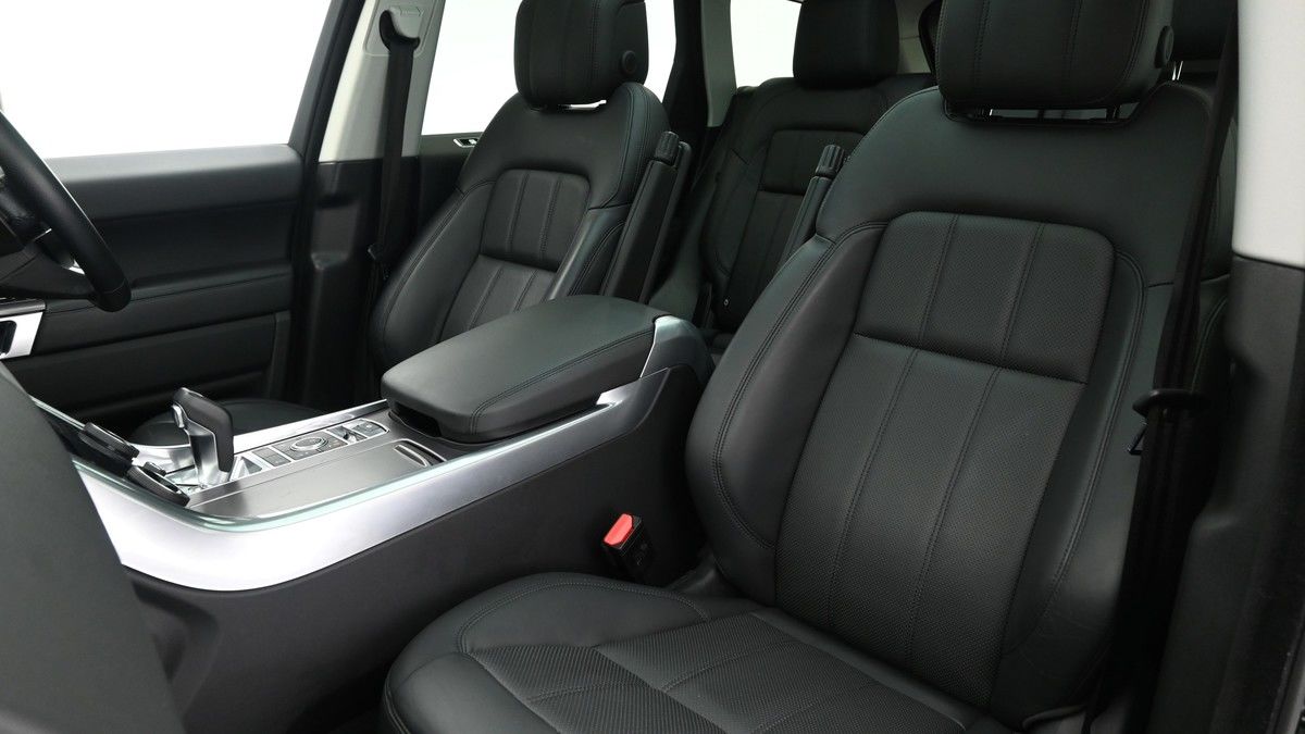 Land Rover Range Rover Sport Image 4