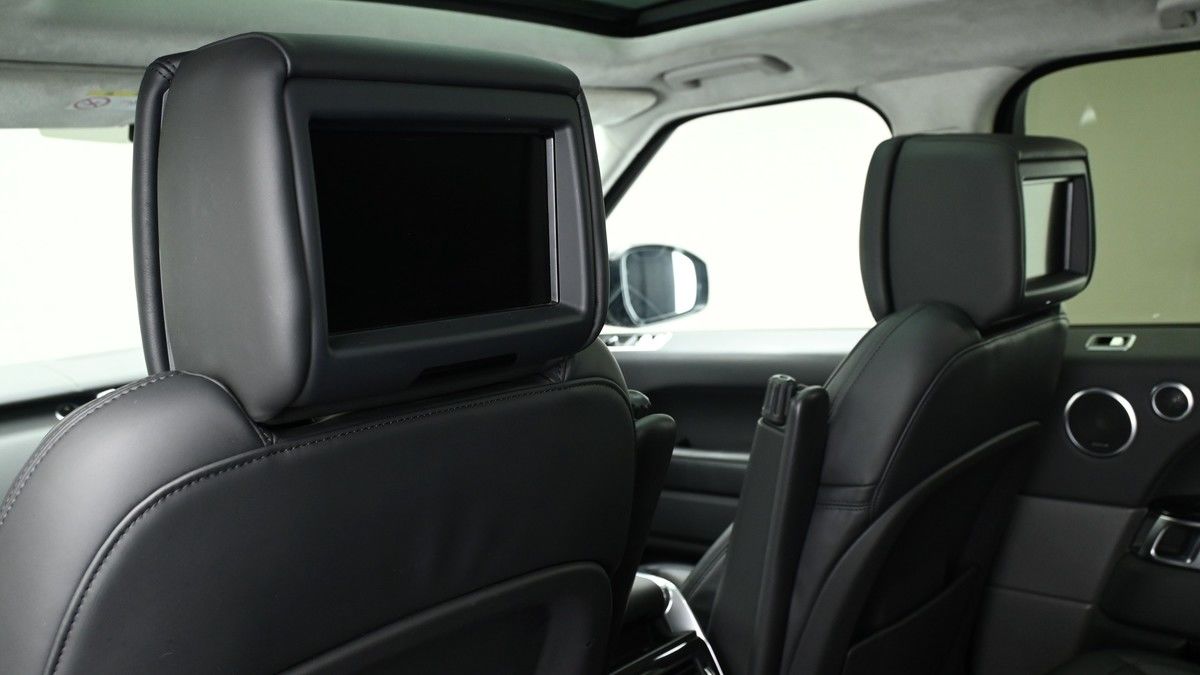 Land Rover Range Rover Sport Image 3