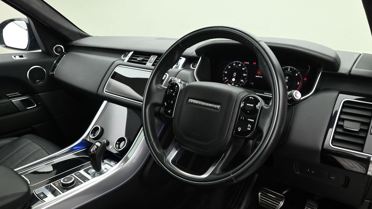 Land Rover Range Rover Sport Image 3