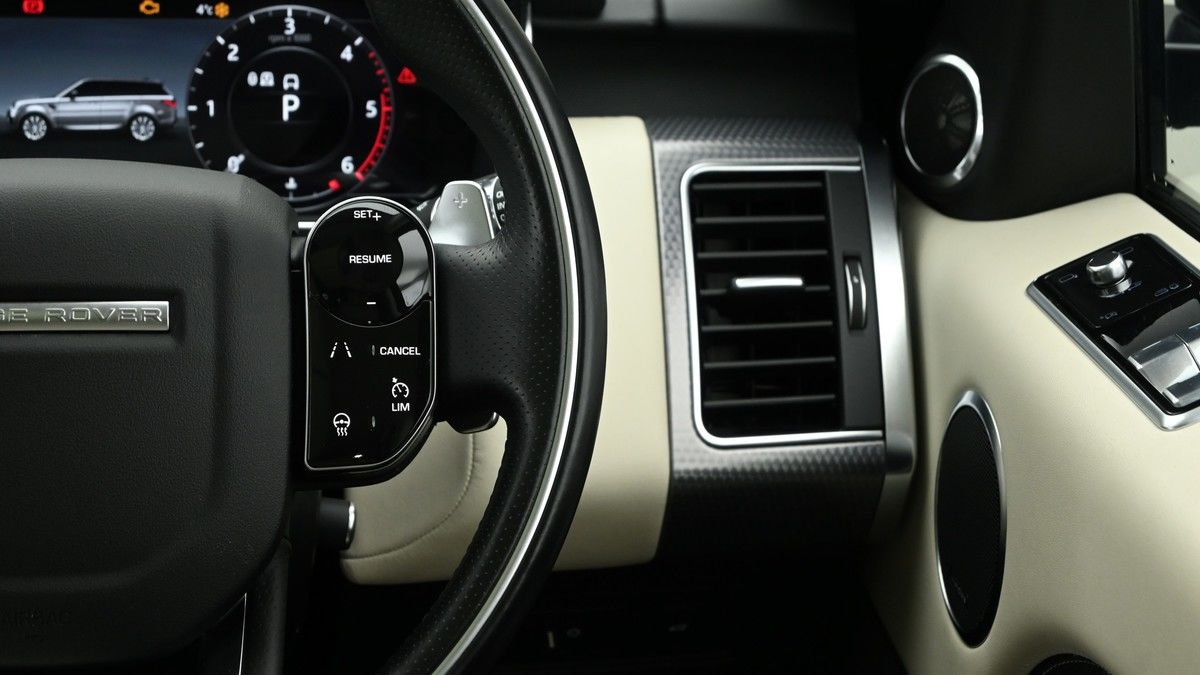 Land Rover Range Rover Sport Image 16