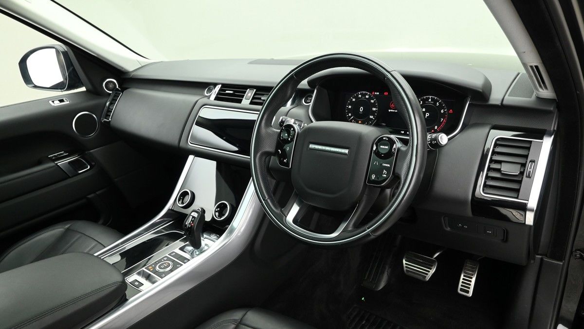 Land Rover Range Rover Sport Image 3