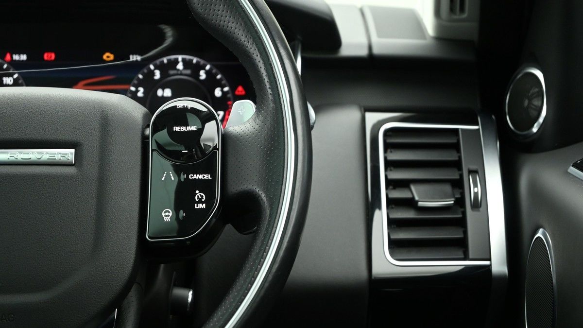 Land Rover Range Rover Sport Image 16