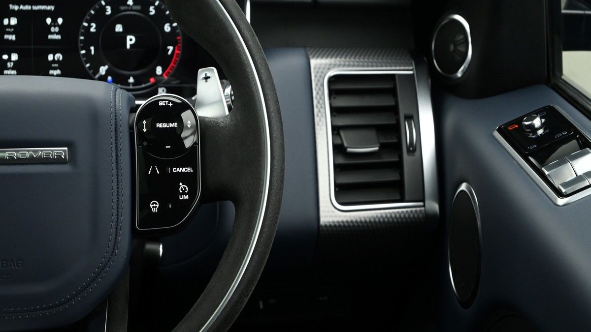 Land Rover Range Rover Sport Image 16