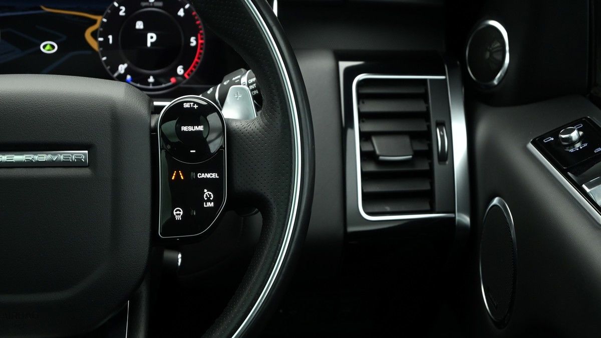 Land Rover Range Rover Sport Image 16