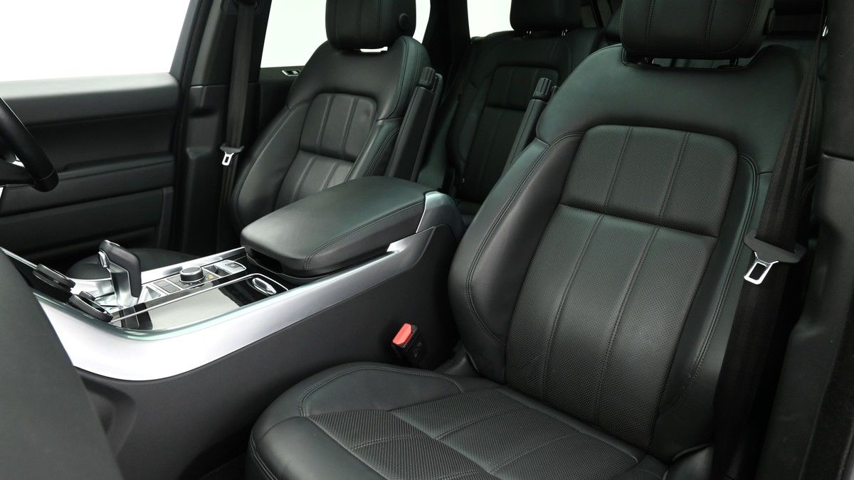 Land Rover Range Rover Sport Image 4