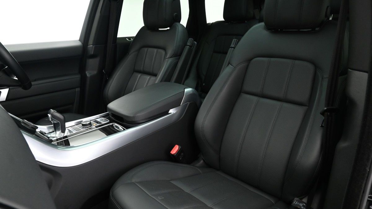 Land Rover Range Rover Sport Image 4