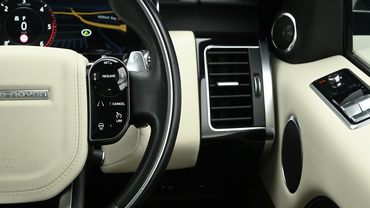 Land Rover Range Rover Sport Image 16