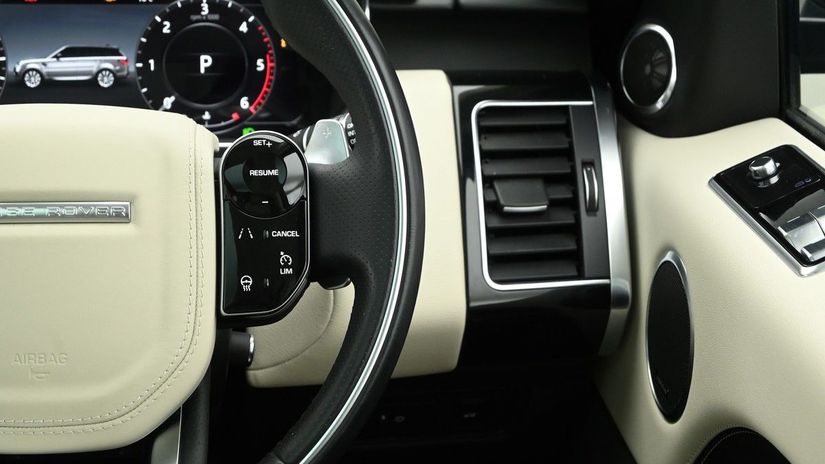 Land Rover Range Rover Sport Image 16