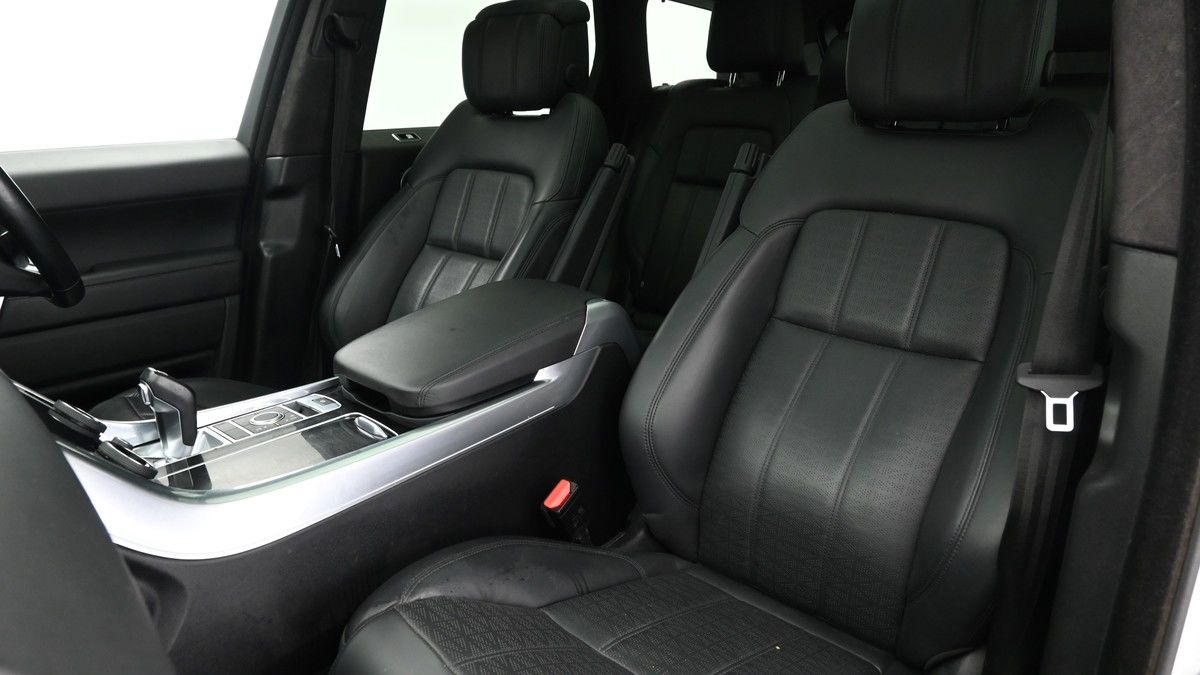 Land Rover Range Rover Sport Image 4