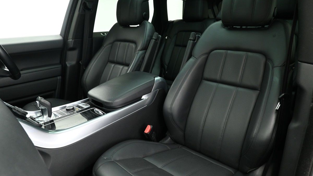 Land Rover Range Rover Sport Image 4