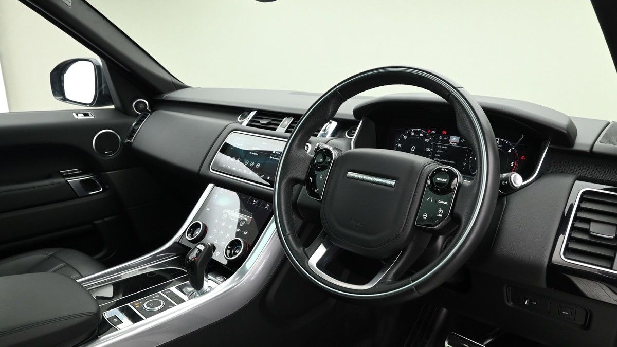 Land Rover Range Rover Sport Image 3