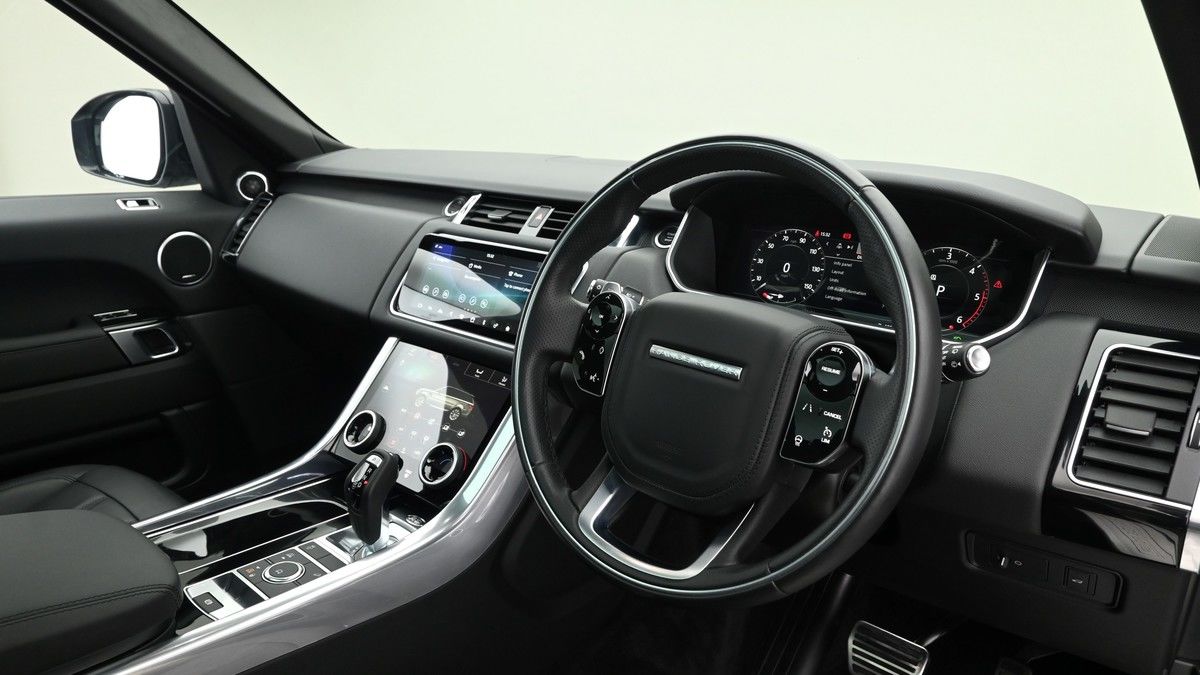 Land Rover Range Rover Sport Image 3