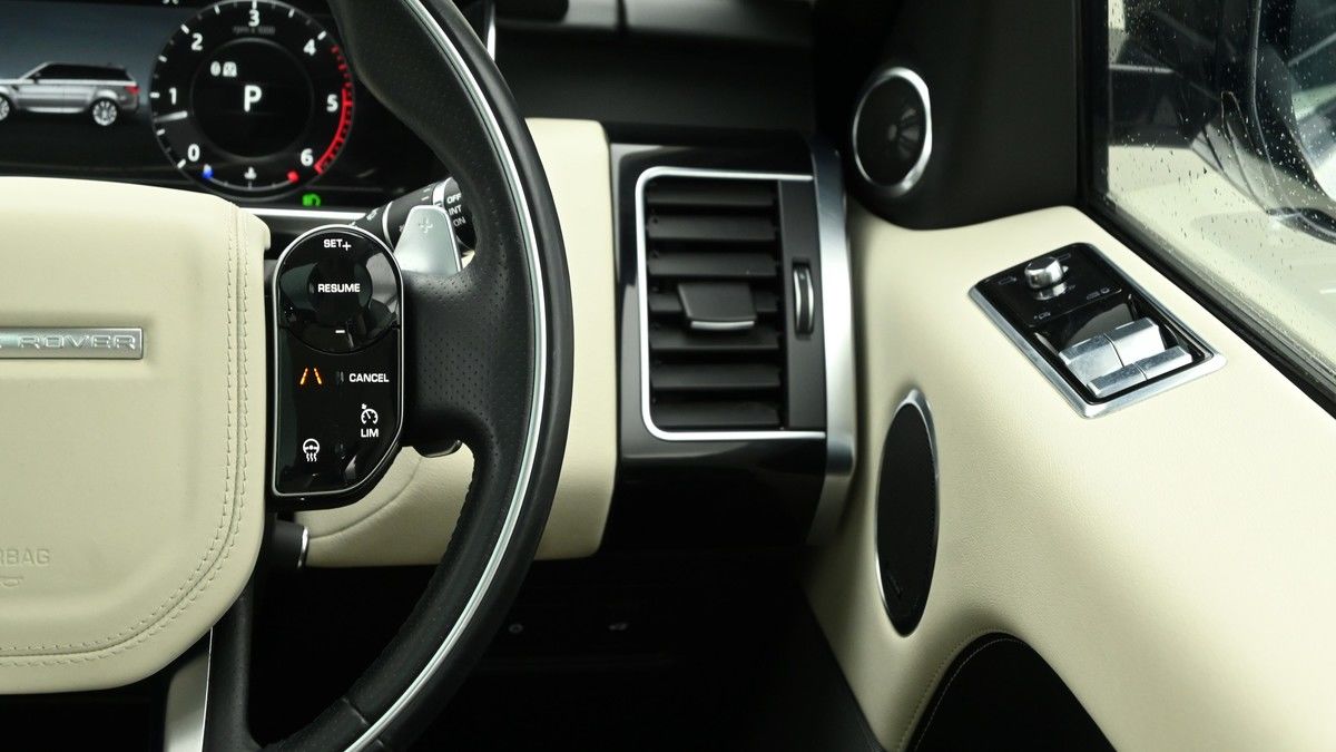 Land Rover Range Rover Sport Image 16