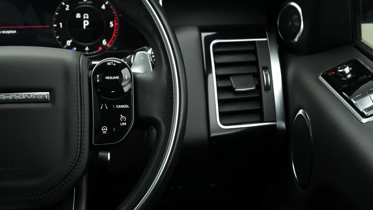 Land Rover Range Rover Sport Image 16