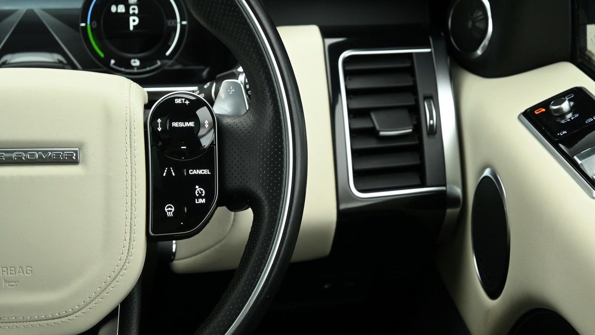 Land Rover Range Rover Sport Image 16