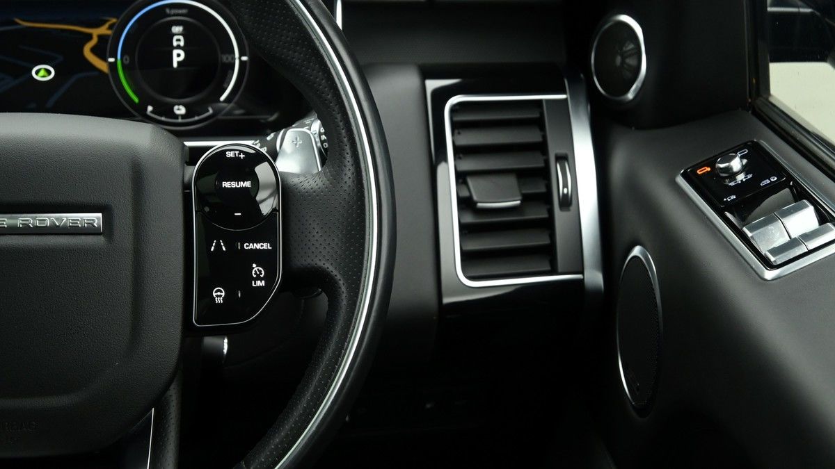 Land Rover Range Rover Sport Image 16