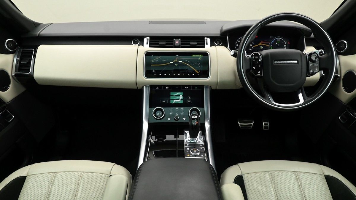 Land Rover Range Rover Sport Image 14