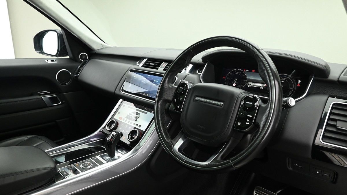 Land Rover Range Rover Sport Image 3