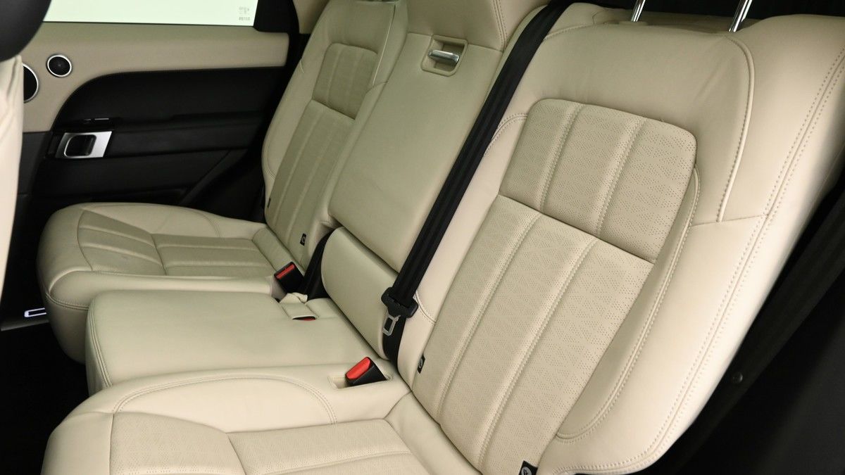 Land Rover Range Rover Sport Image 5