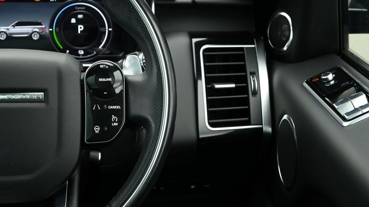 Land Rover Range Rover Sport Image 16