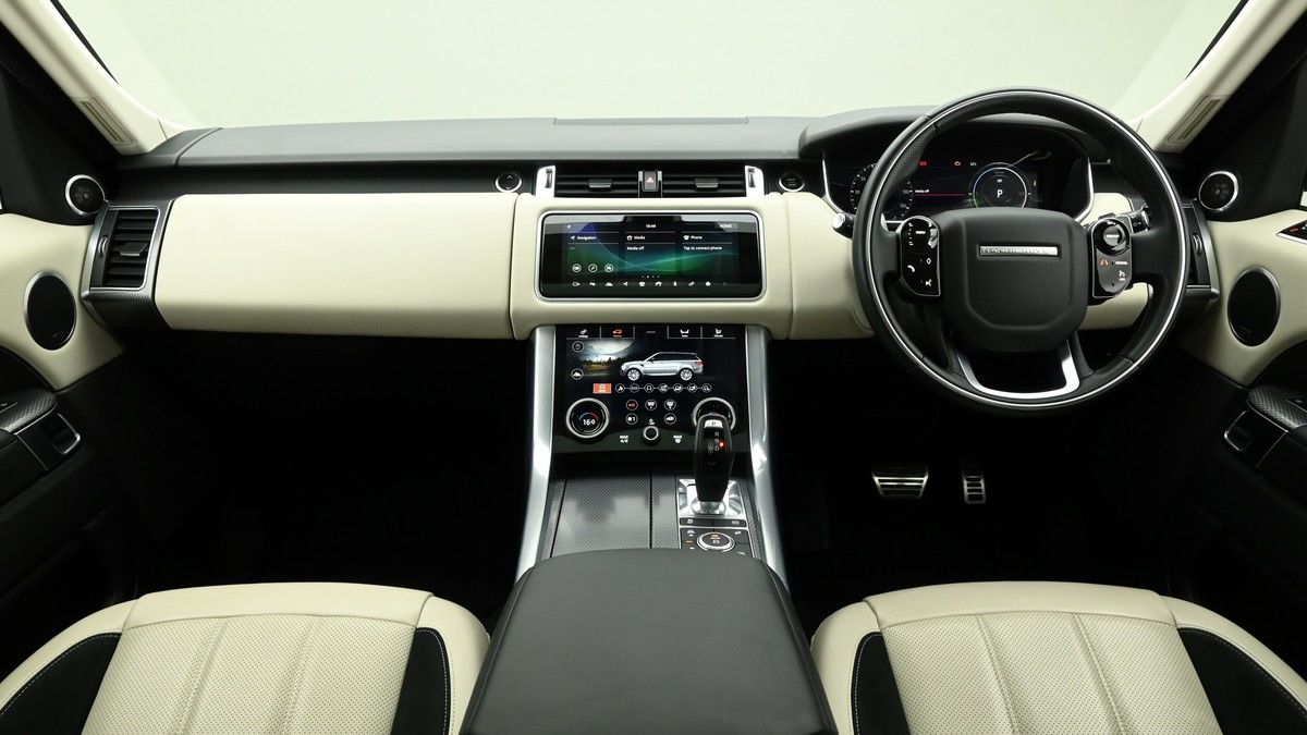 Land Rover Range Rover Sport Image 14