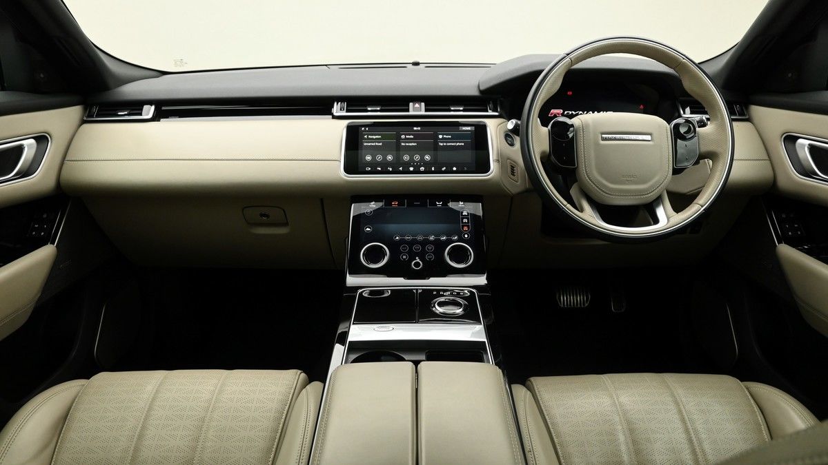 Land Rover Range Rover Velar Image 14