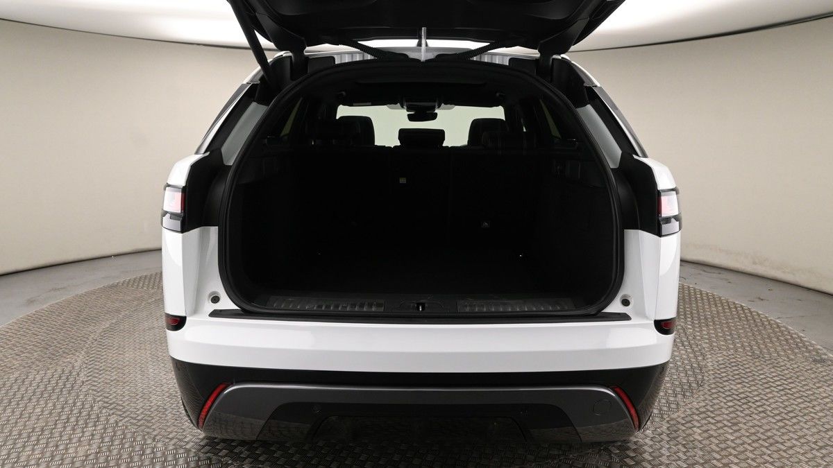 Land Rover Range Rover Velar Image 10