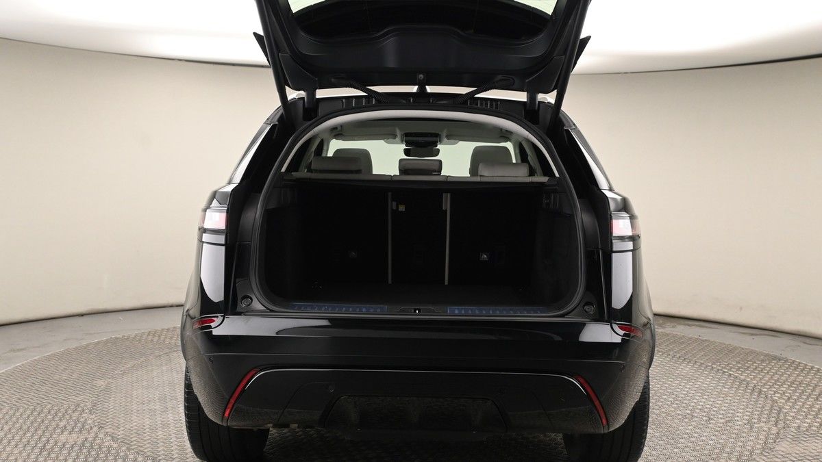 Land Rover Range Rover Velar Image 10