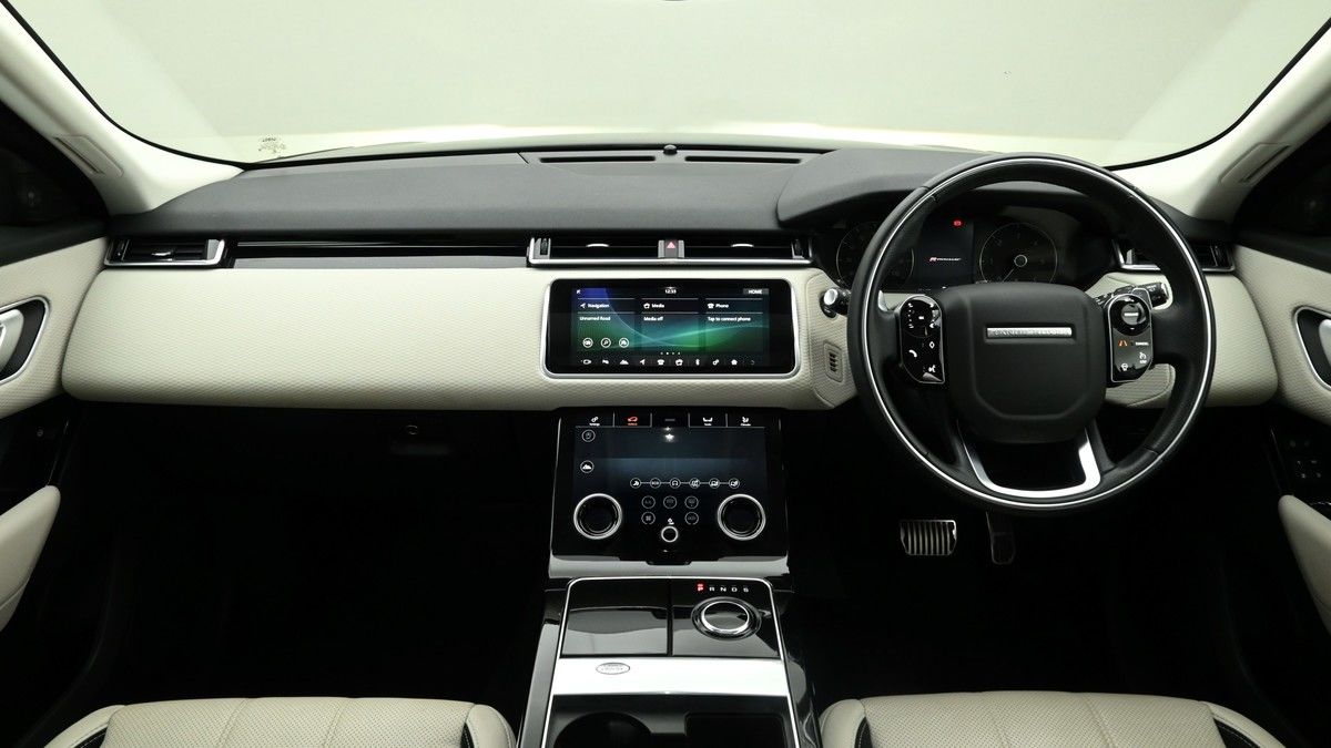 Land Rover Range Rover Velar Image 14