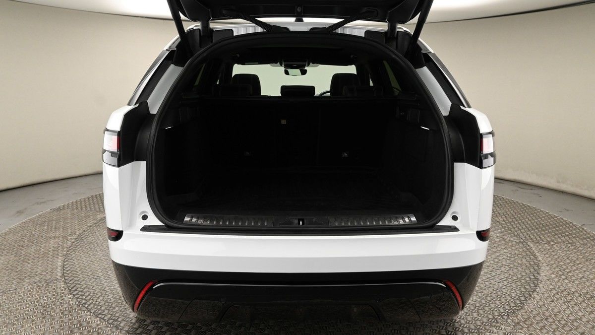 Land Rover Range Rover Velar Image 10