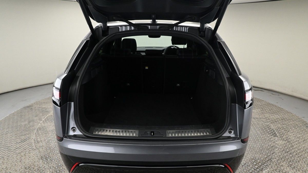 Land Rover Range Rover Velar Image 10