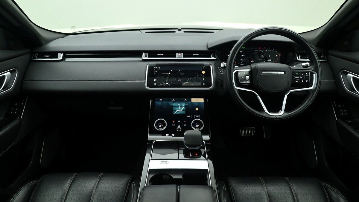 Land Rover Range Rover Velar Image 14