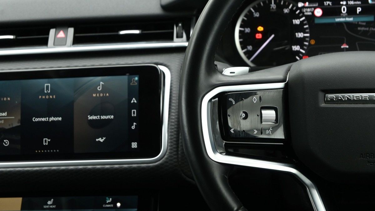 Land Rover Range Rover Velar Image 15